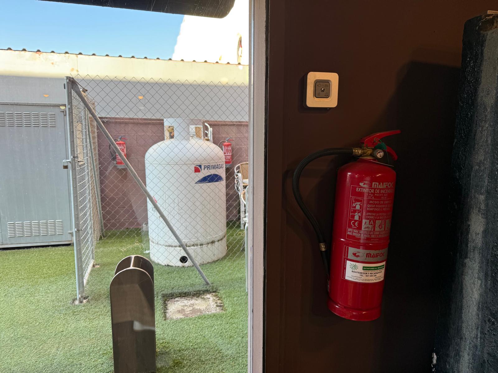 d8b74f8c-4281-4b8f-afdb-dd64b2d01e2e