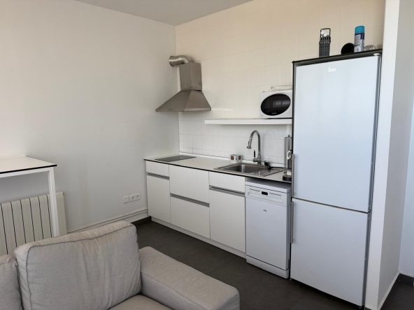 7772c900-2332-48e8-81c6-002b1a048ad6